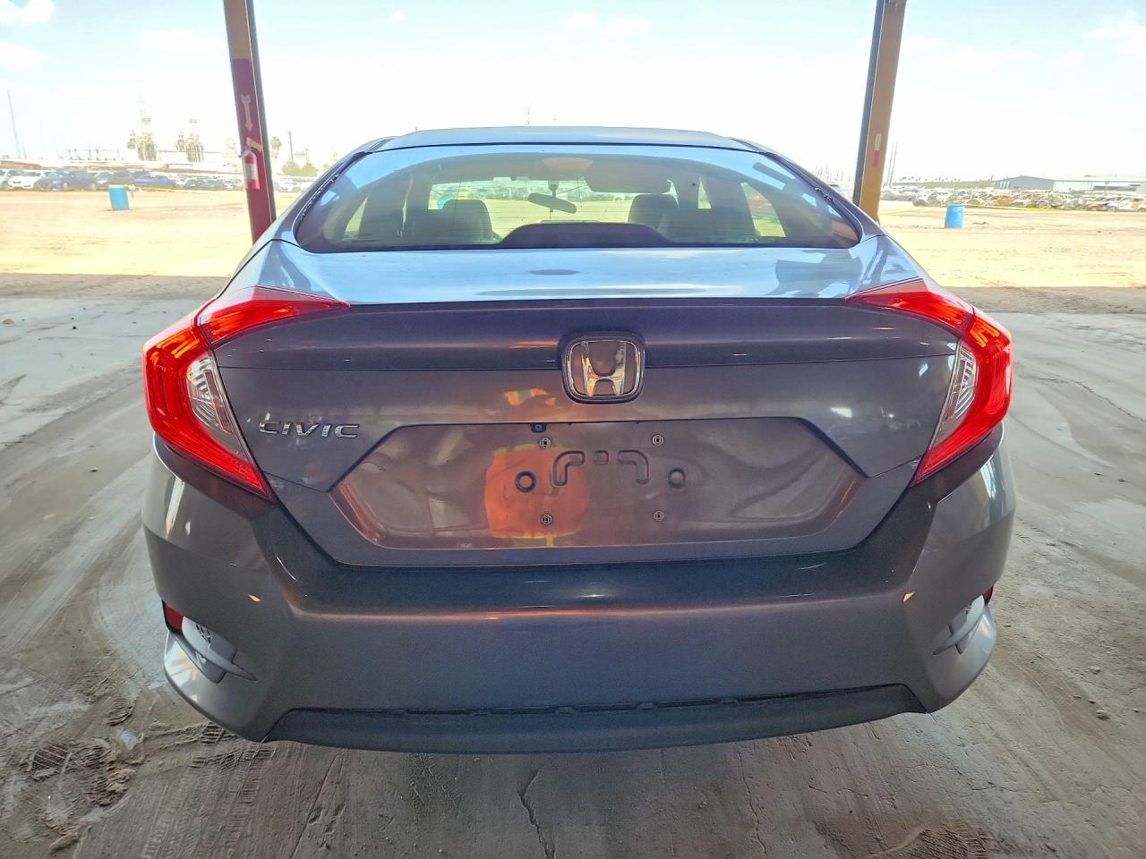 2016 HONDA CIVIC LX photo 16