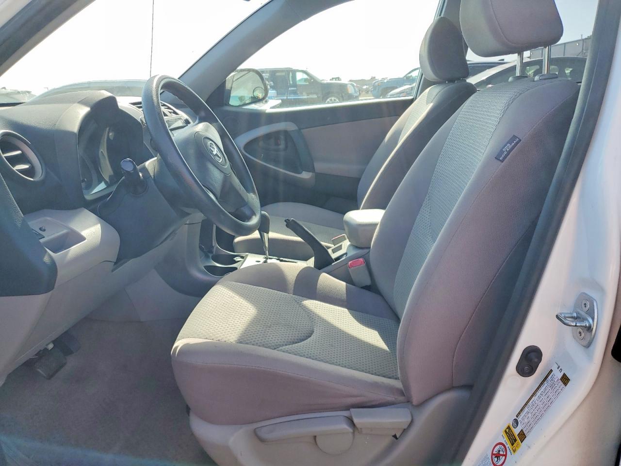 2008 TOYOTA RAV4 BASE photo 13