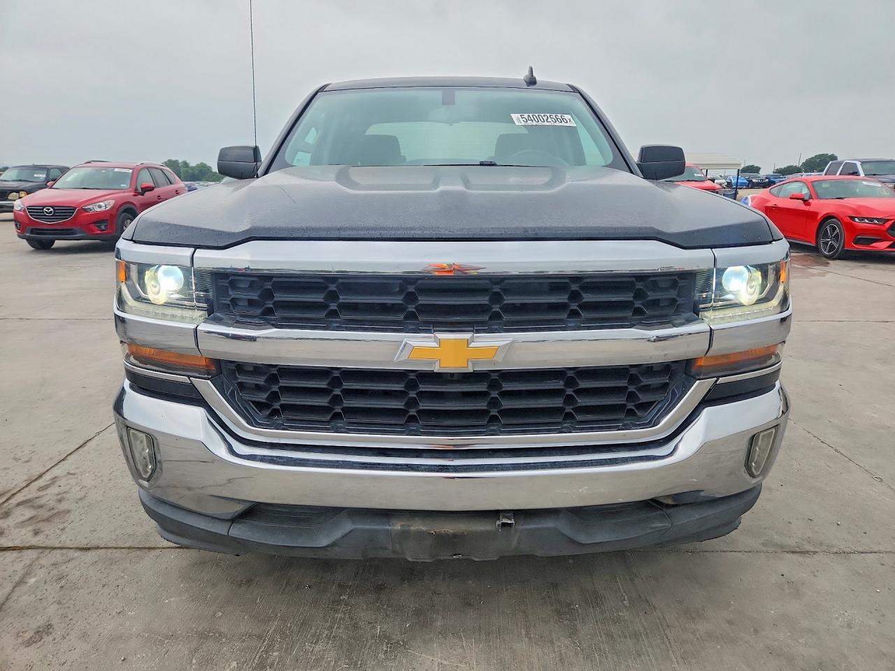 2017 CHEVROLET SILVERADO C1500 LT photo 9