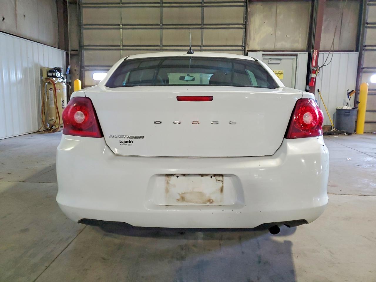 2013 DODGE AVENGER SE photo 16