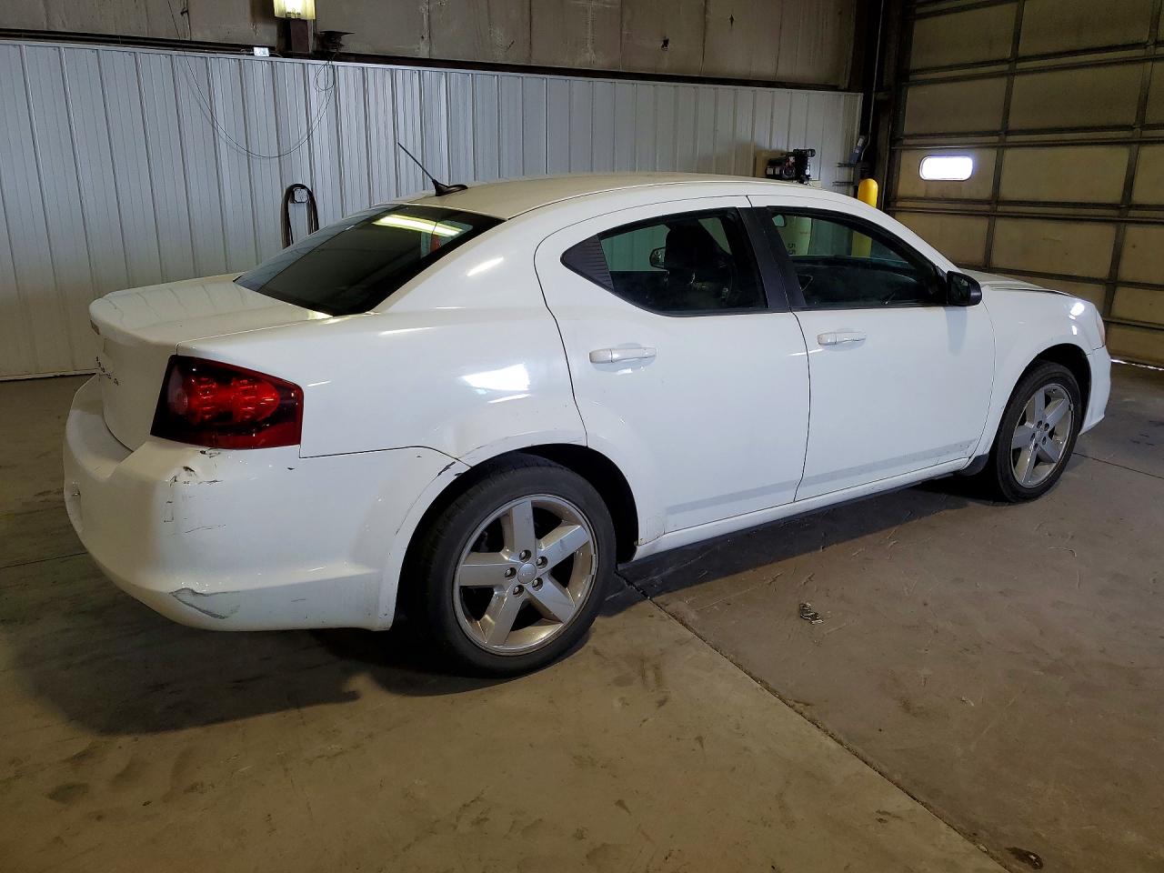 2013 DODGE AVENGER SE photo 7