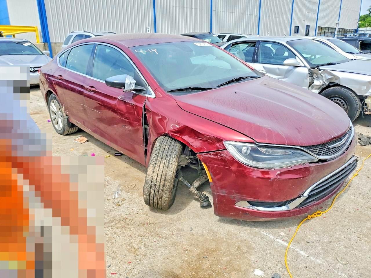 2015 CHRYSLER 200 LIMITED photo 4