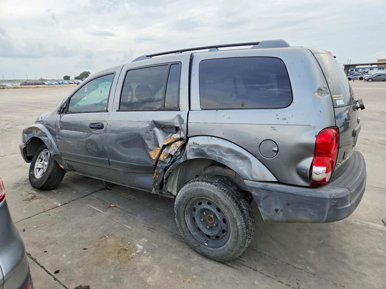 2006 DODGE DURANGO SXT photo 3