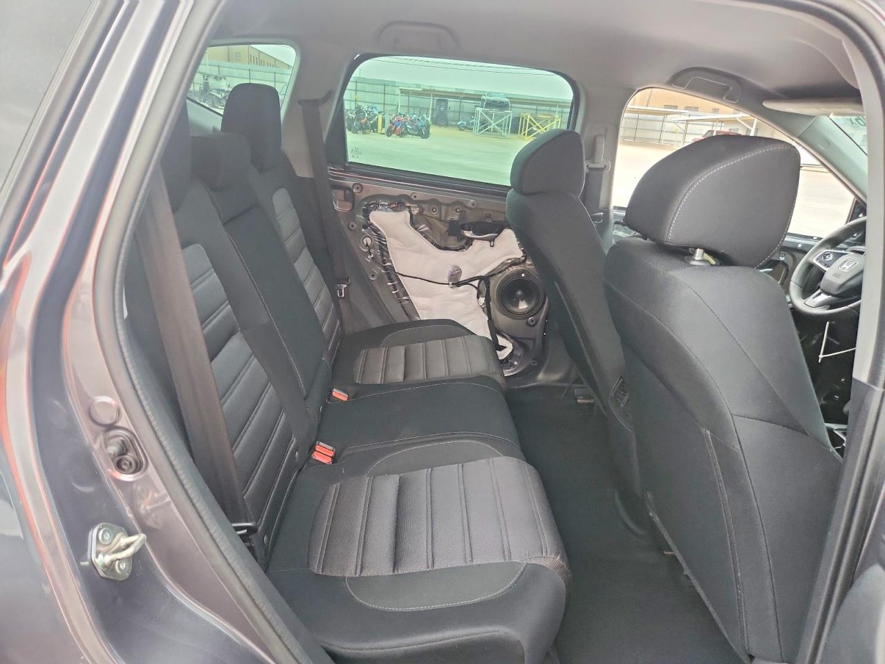2018 HONDA CR-V LX photo 19