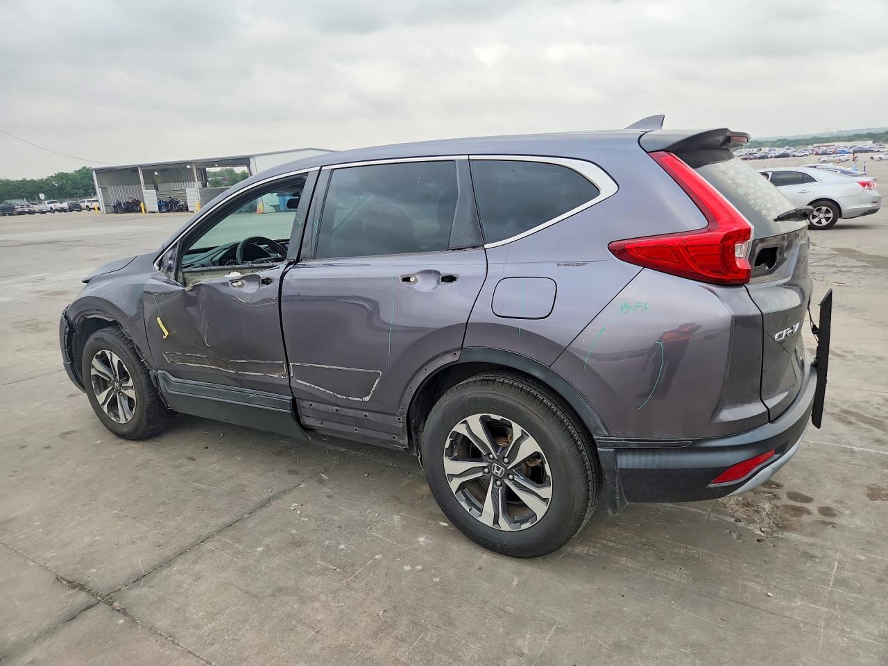 2018 HONDA CR-V LX photo 3