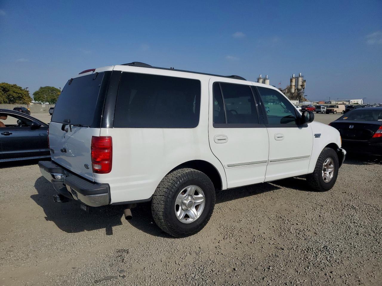 2001 FORD EXPEDITION XLT photo 5