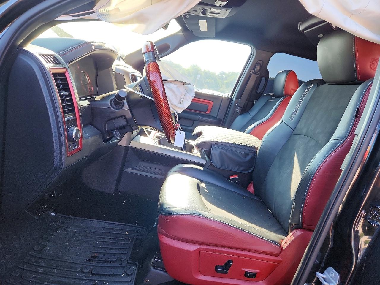 2015 RAM 1500 REBEL photo 13