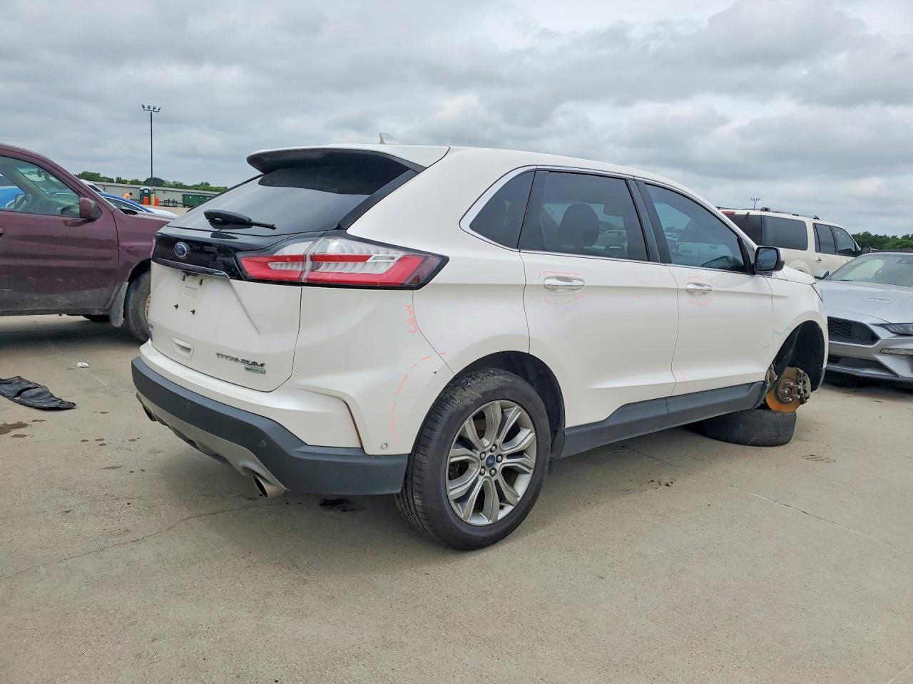 2019 FORD EDGE TITANIUM photo 5