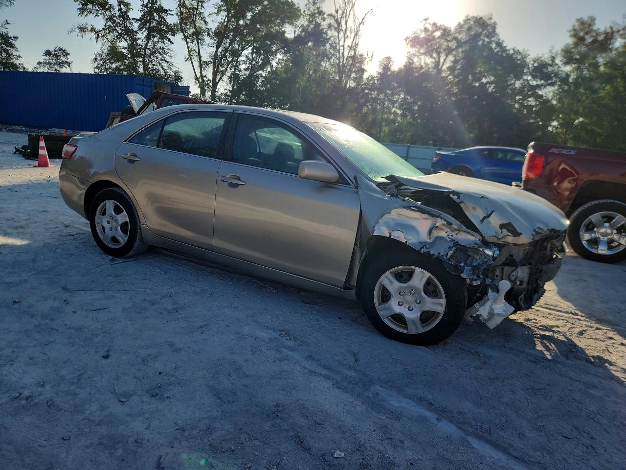 2007 TOYOTA CAMRY LE photo 7