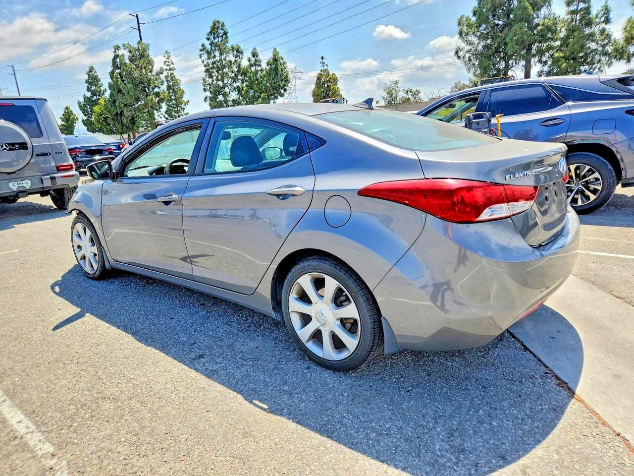 2013 HYUNDAI ELANTRA LIMITED photo 3