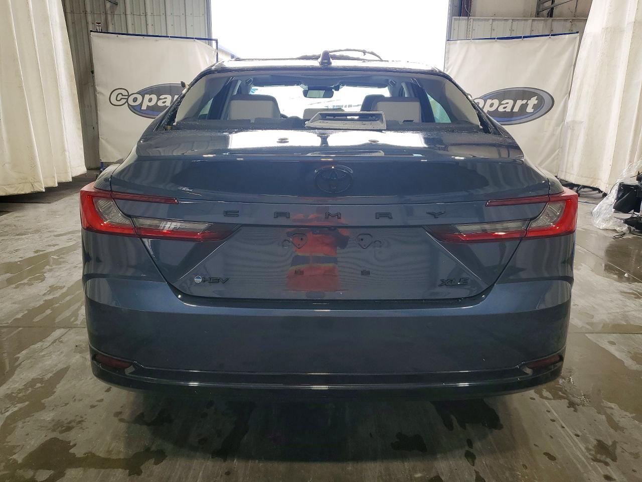 2026 TOYOTA CAMRY XLE photo 6