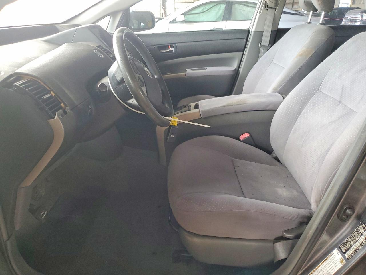 2007 TOYOTA PRIUS BASE photo 19