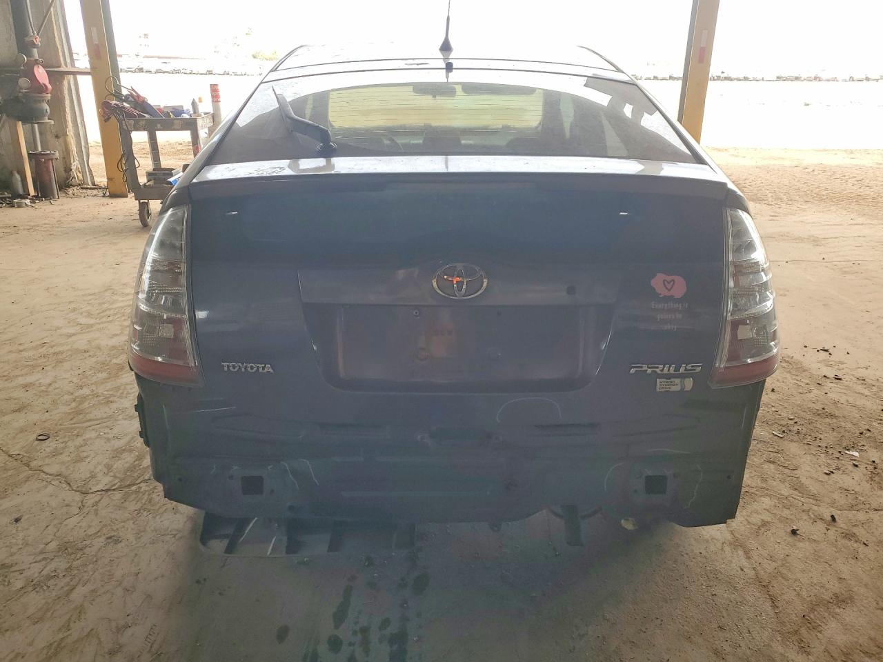 2007 TOYOTA PRIUS BASE photo 16