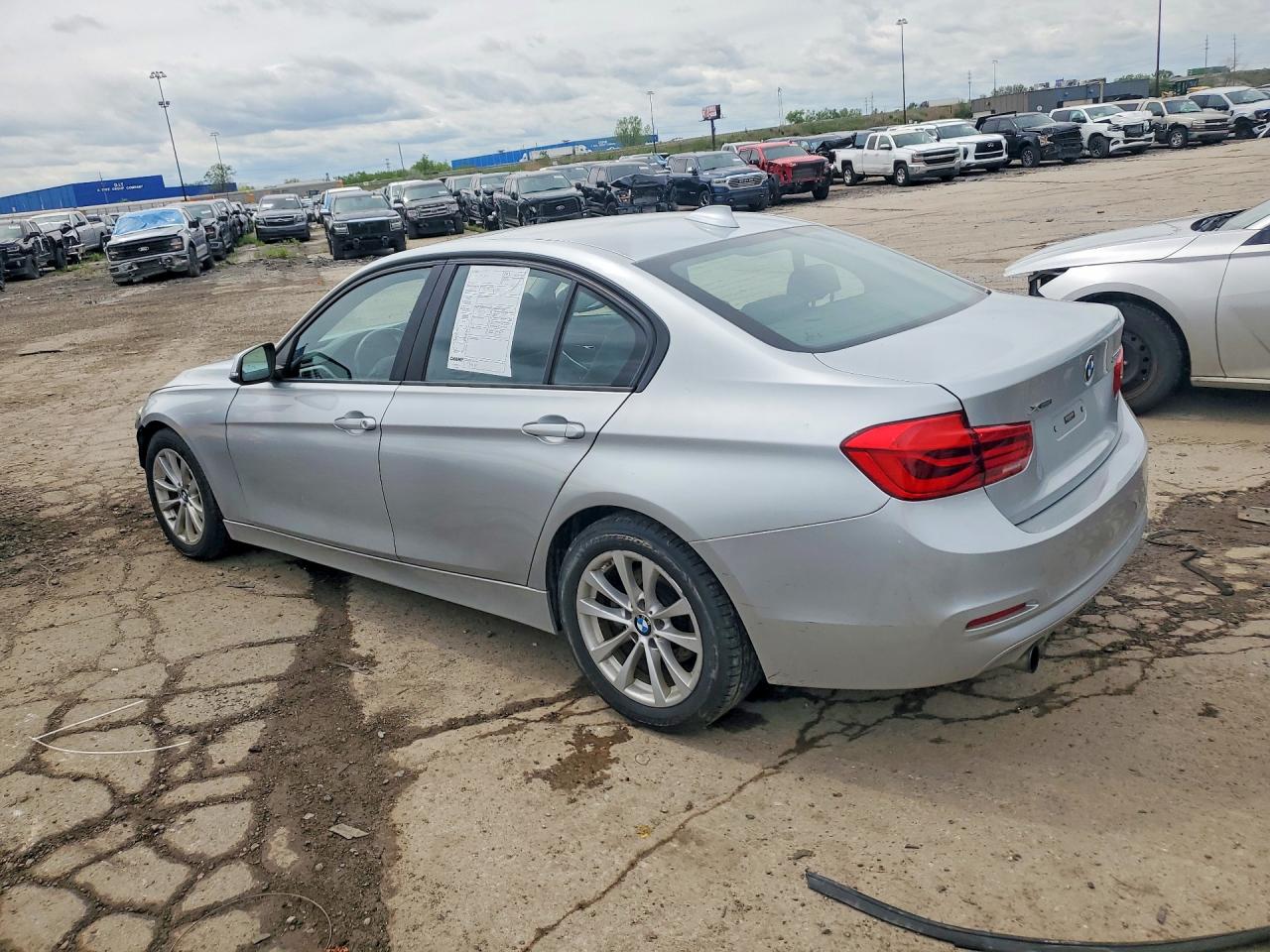 2018 BMW 320 XI photo 2