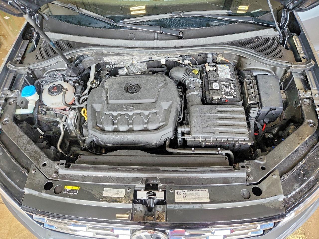 2020 VOLKSWAGEN TIGUAN SE photo 34