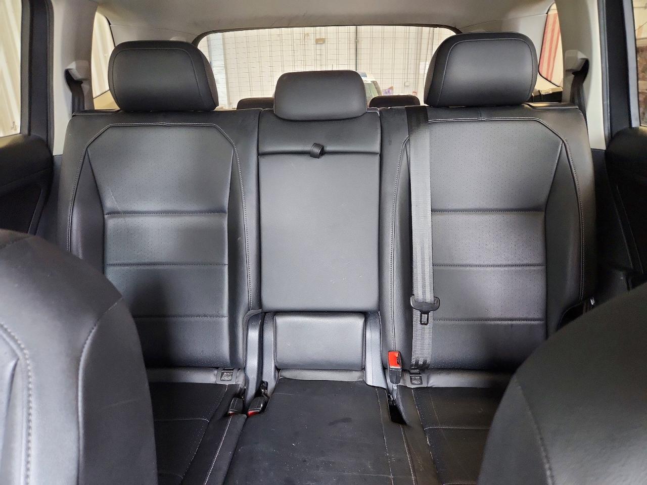 2020 VOLKSWAGEN TIGUAN SE photo 28