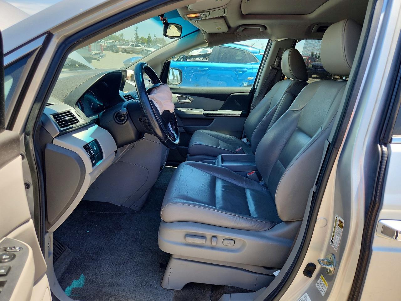 2012 HONDA ODYSSEY EXL photo 13
