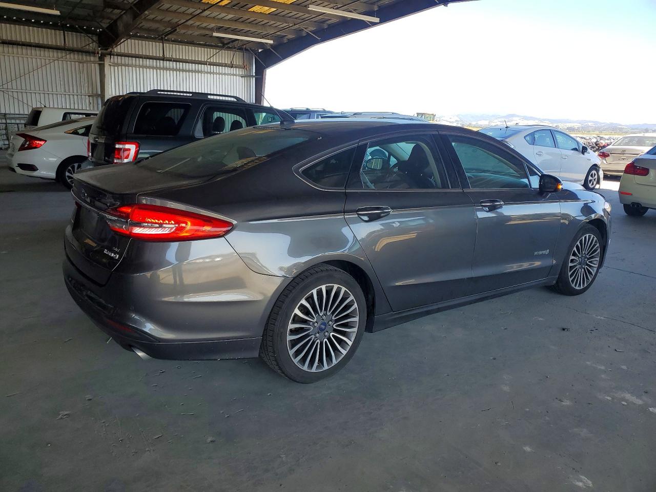 2017 FORD FUSION SE HYBRID photo 5