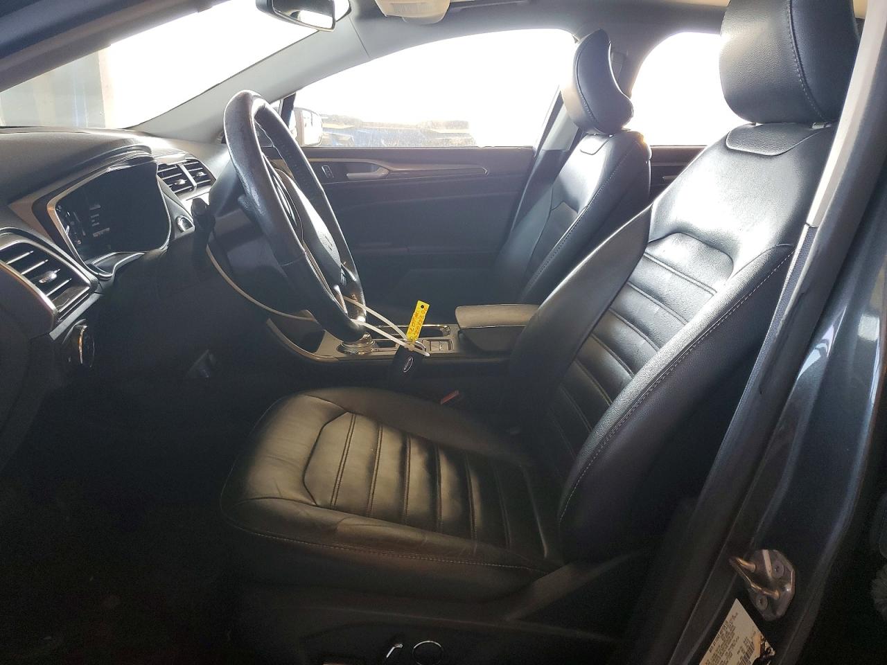 2017 FORD FUSION SE HYBRID photo 13