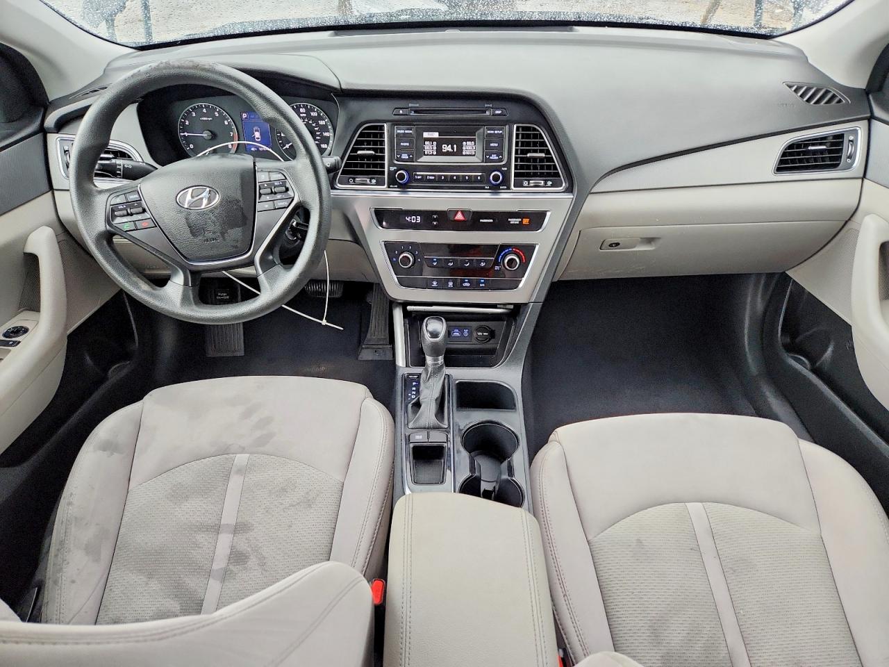 2017 HYUNDAI SONATA SE photo 15