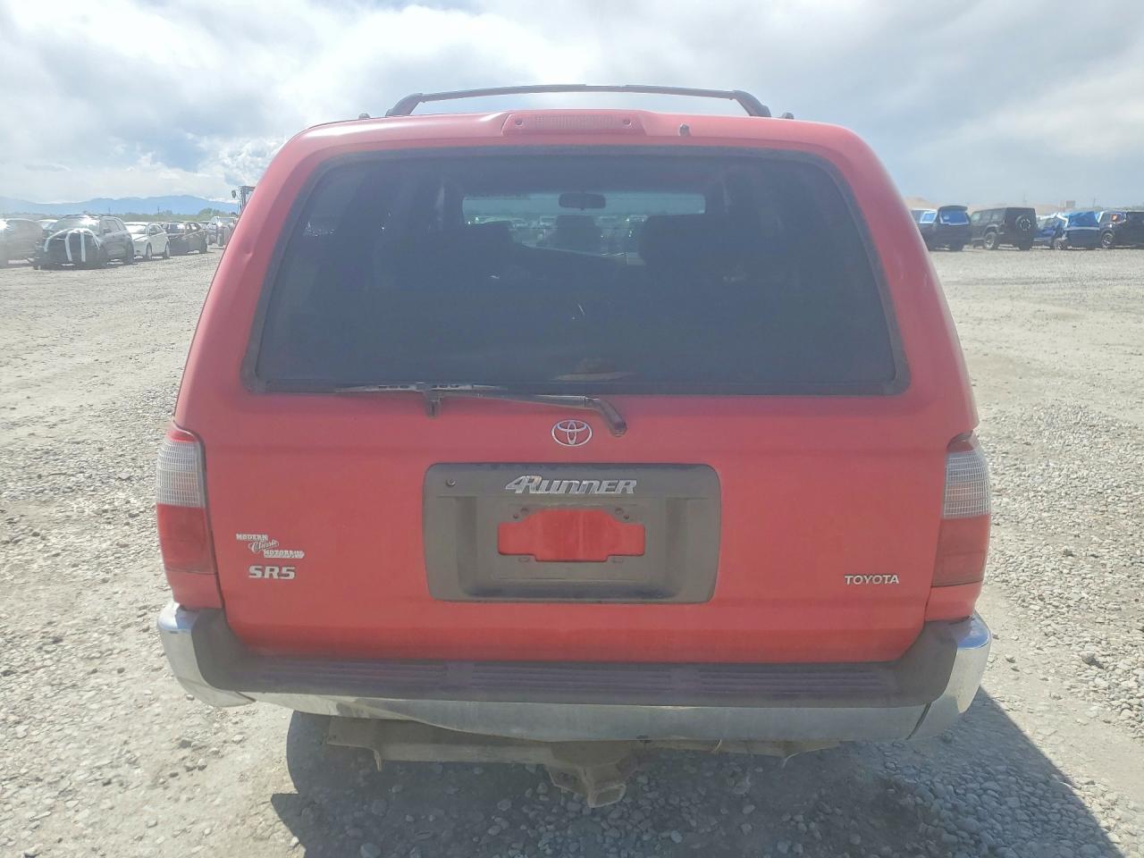 1997 TOYOTA 4RUNNER SR5 photo 11