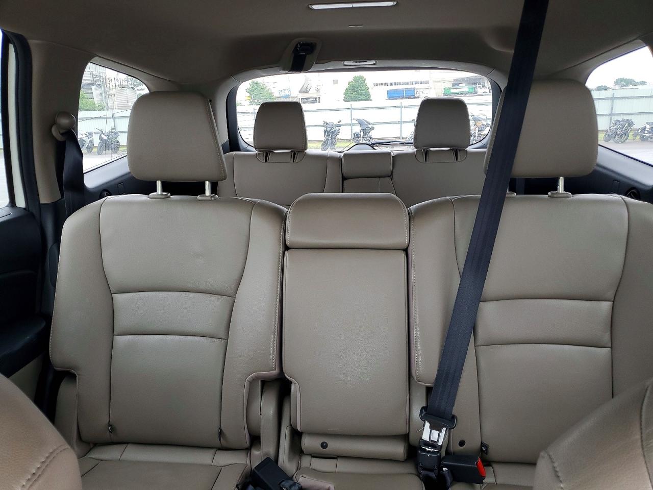 2016 HONDA PILOT EXL photo 28