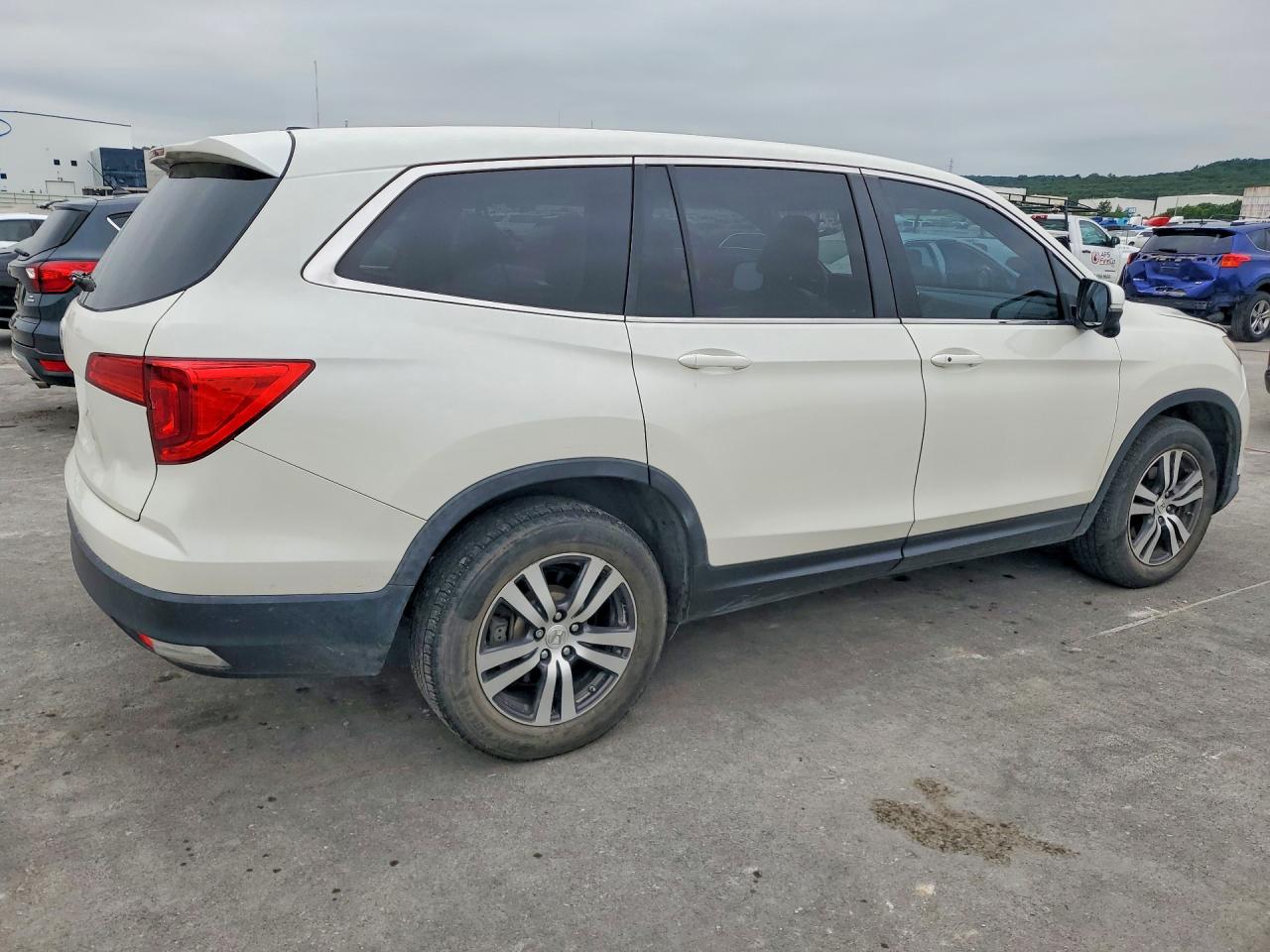 2016 HONDA PILOT EXL photo 7