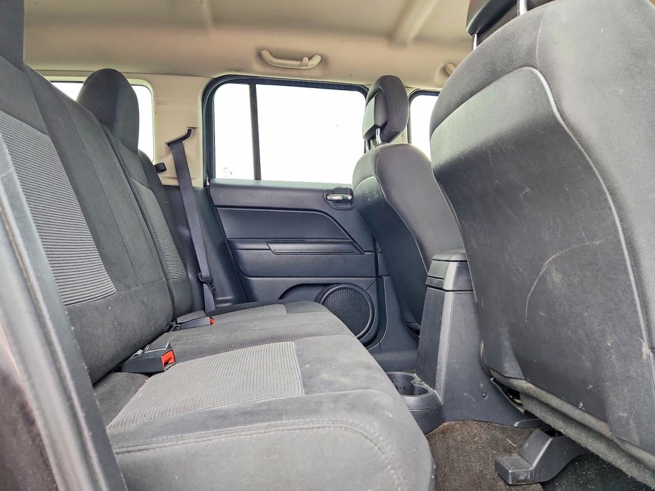 2015 JEEP PATRIOT SPORT photo 21