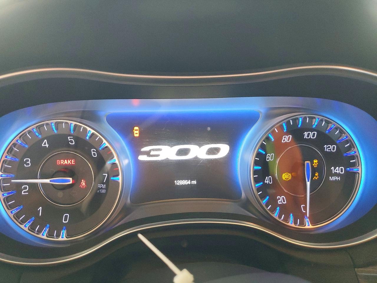 2015 CHRYSLER 300 LIMITED photo 17