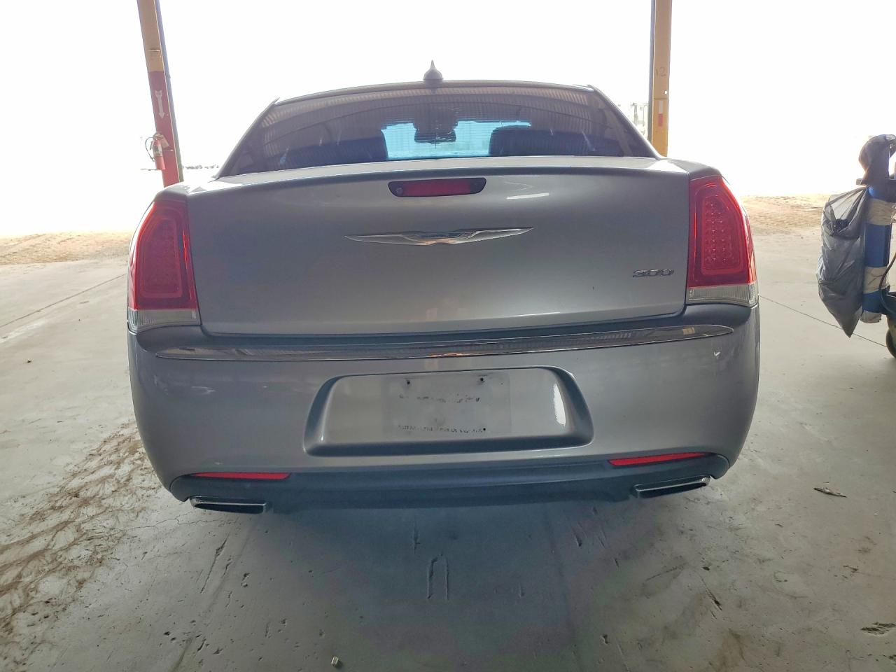 2015 CHRYSLER 300 LIMITED photo 11