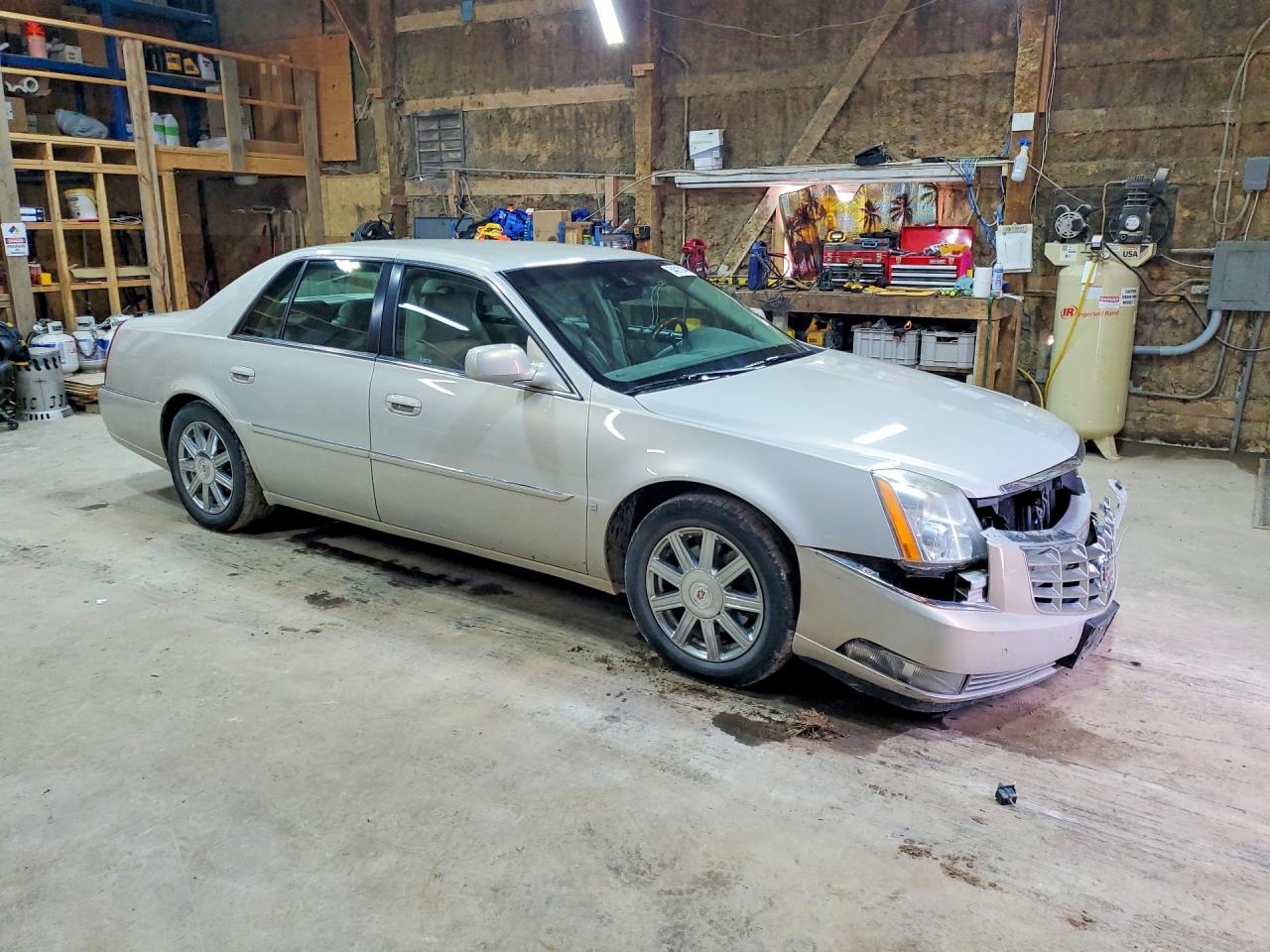 2008 CADILLAC DTS photo 7