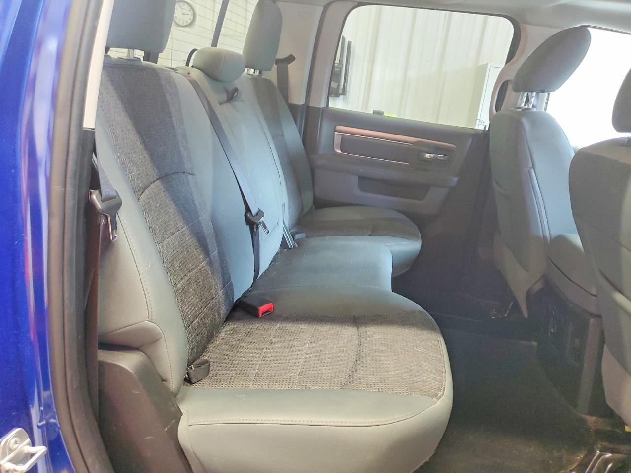 2016 RAM 1500 photo 19