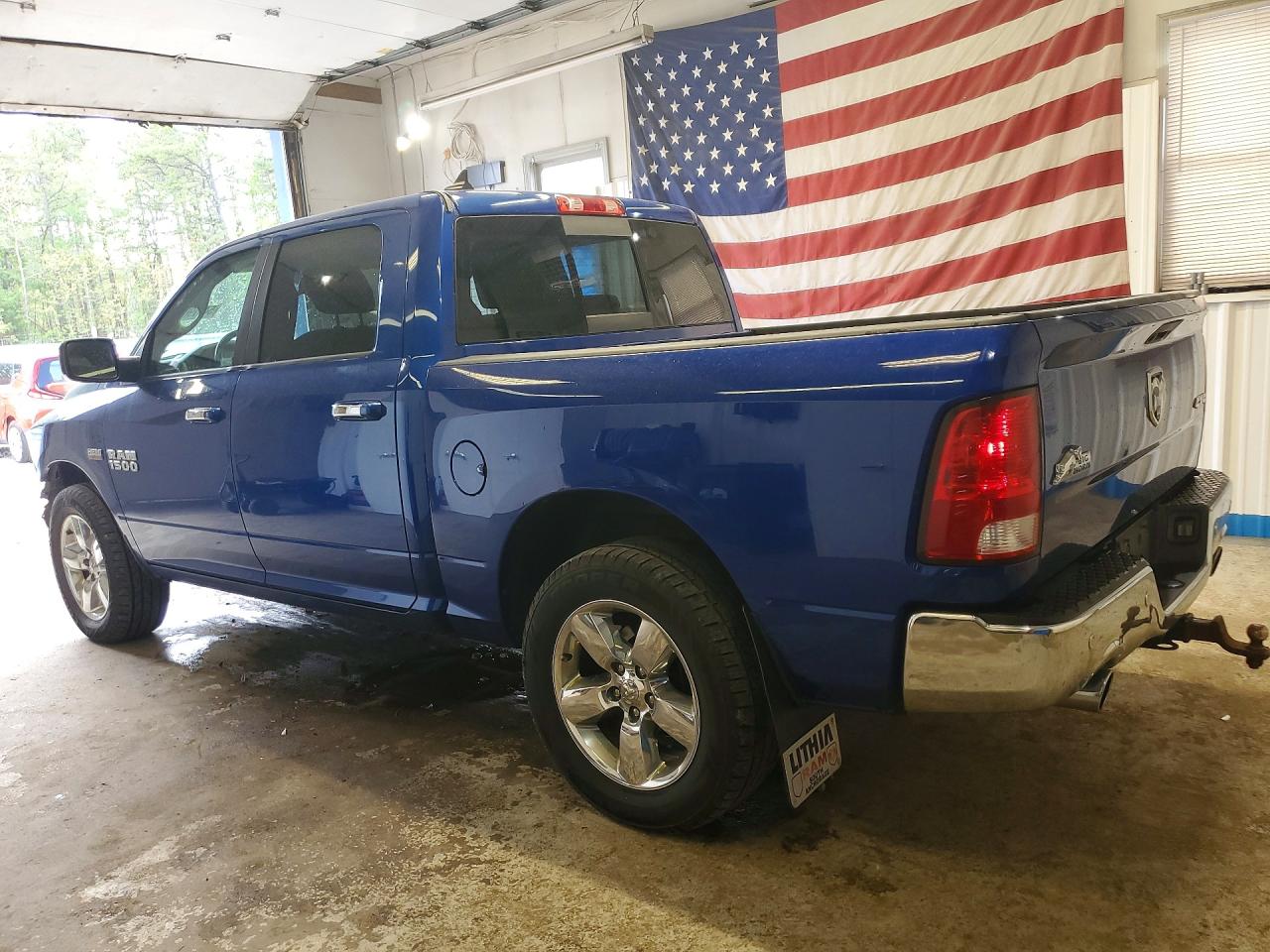 2016 RAM 1500 photo 3