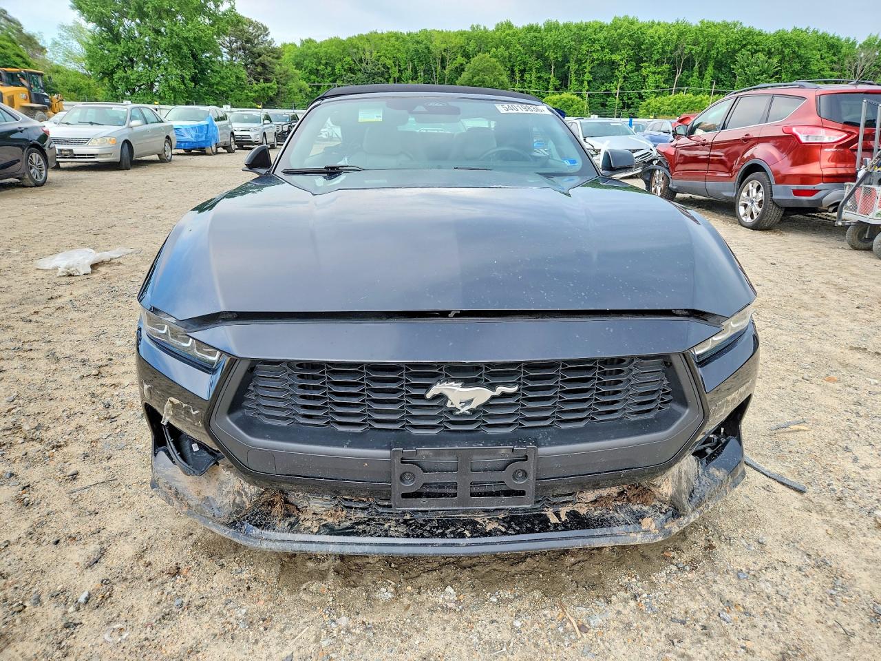 2024 FORD MUSTANG photo 9