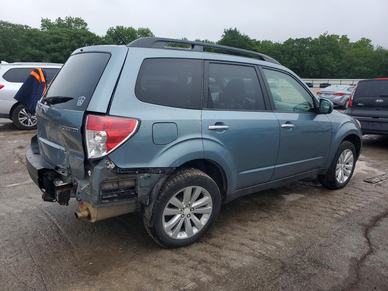 2011 SUBARU FORESTER 2.5X PREMIUM photo 5