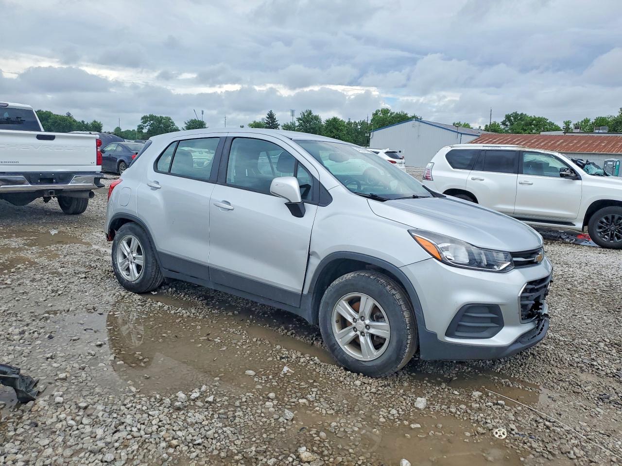 2020 CHEVROLET TRAX LS photo 7