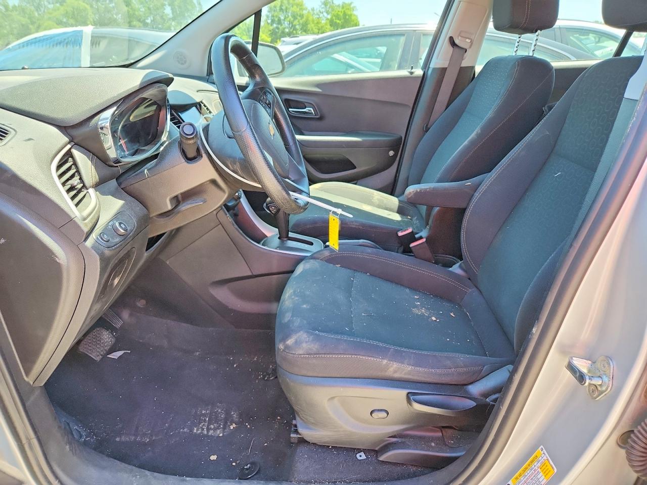 2020 CHEVROLET TRAX LS photo 13