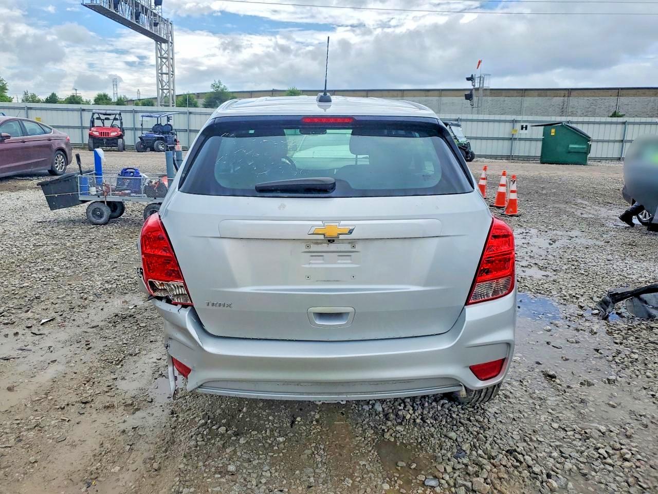 2020 CHEVROLET TRAX LS photo 11