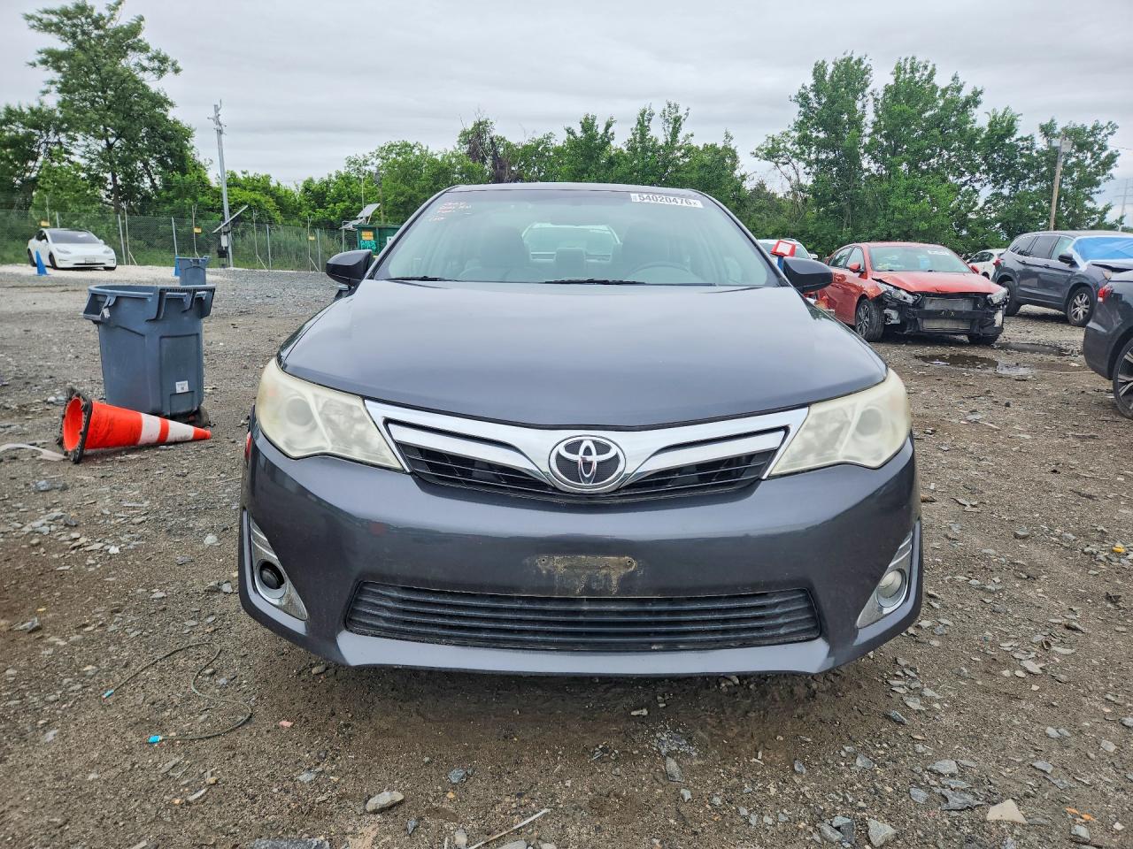 2012 TOYOTA CAMRY XLE photo 9
