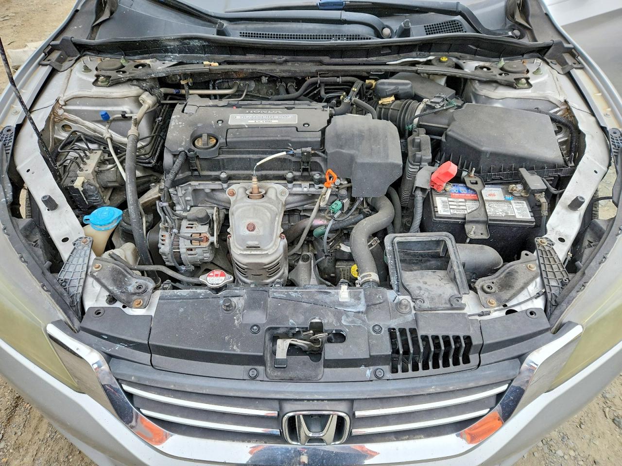 2013 HONDA ACCORD photo 11