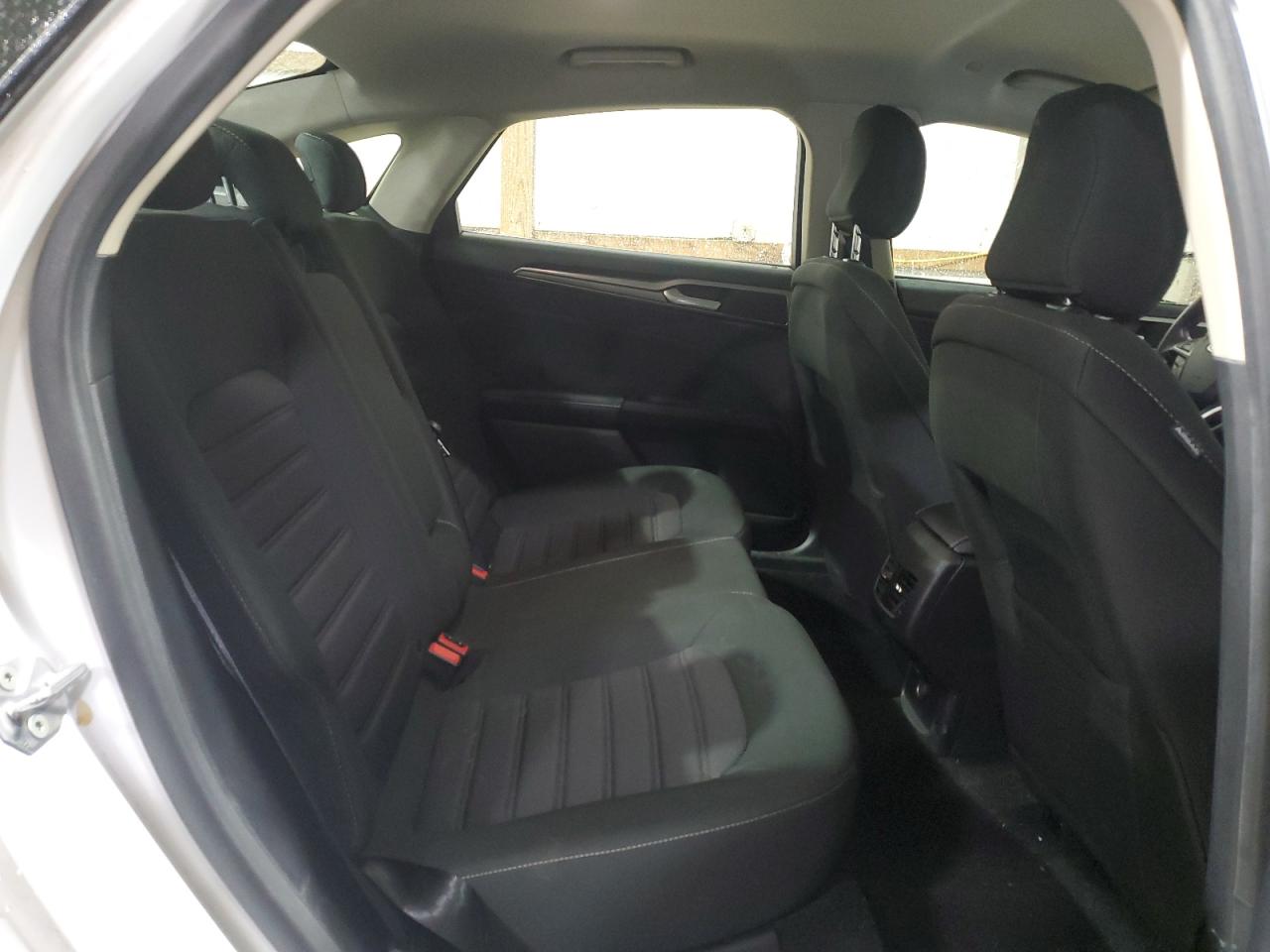 2020 FORD FUSION SE photo 10
