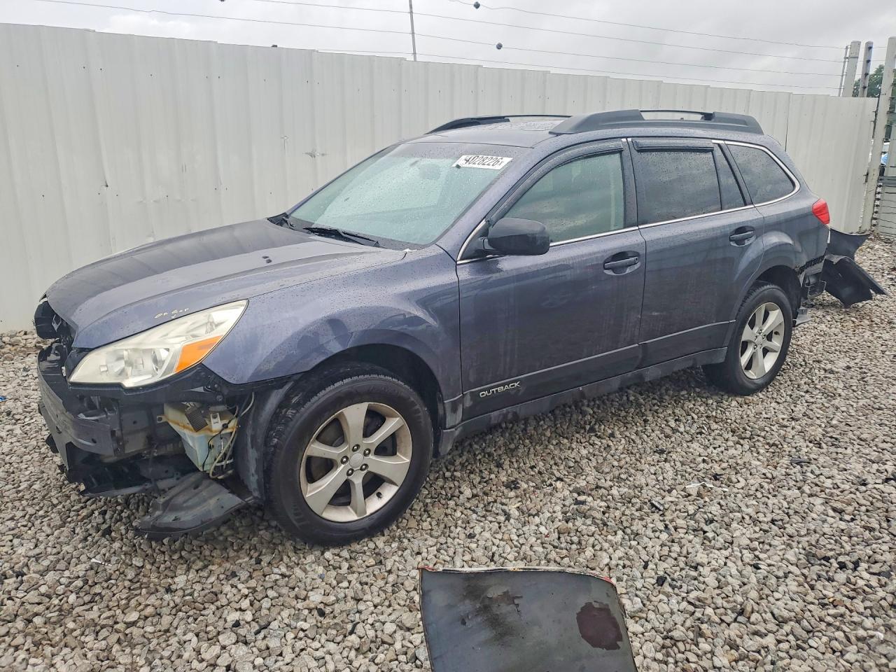 2014 SUBARU OUTBACK