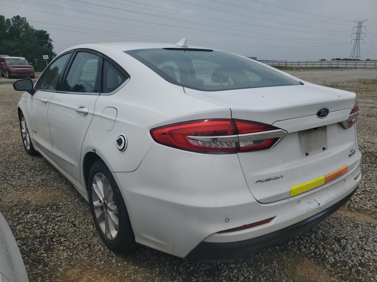 2019 FORD FUSION SE photo 2