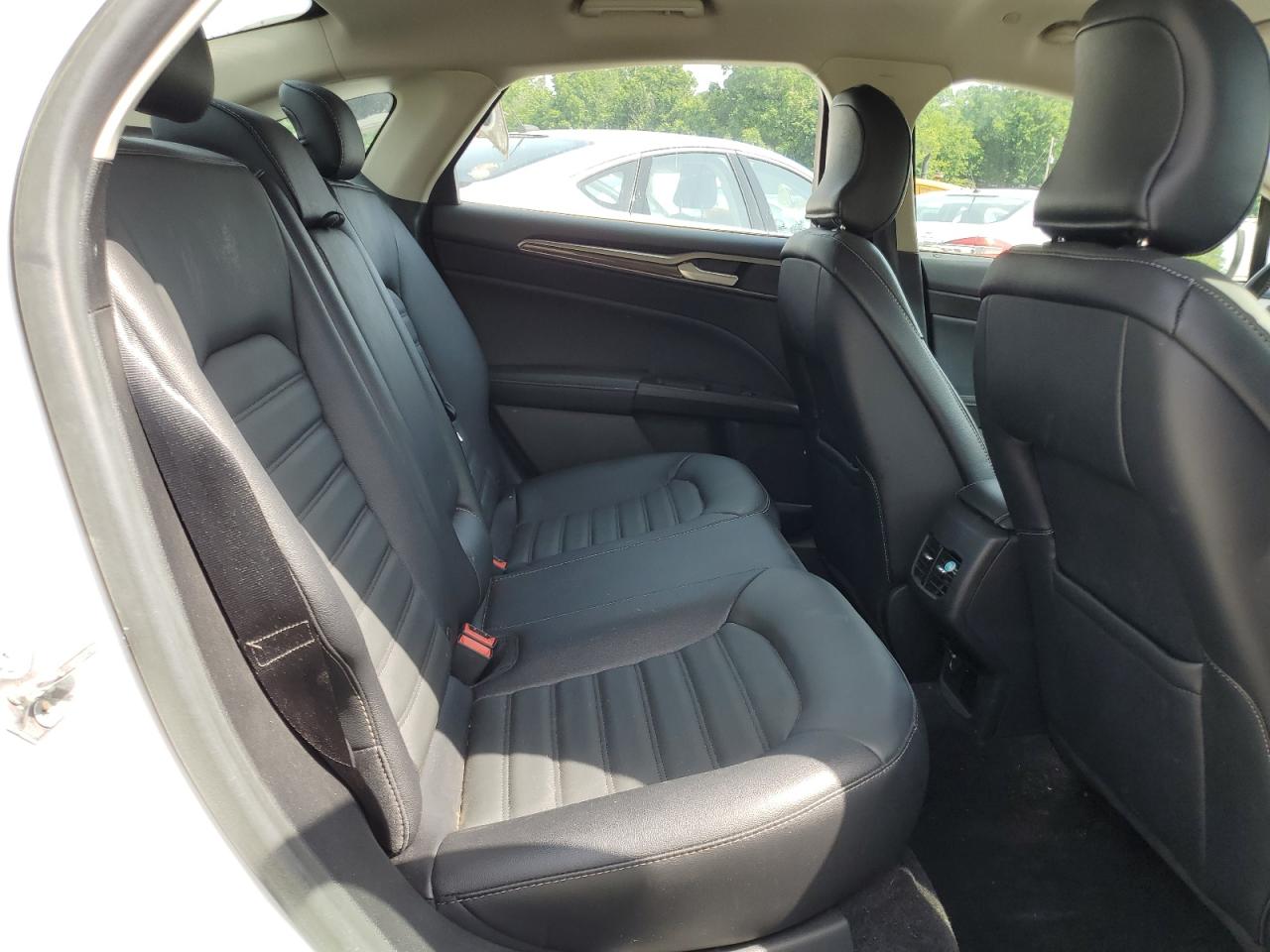 2018 FORD FUSION SE HYBRID photo 19