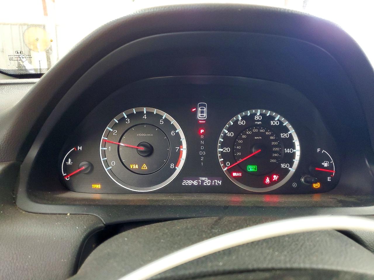 2010 HONDA ACCORD LX photo 17