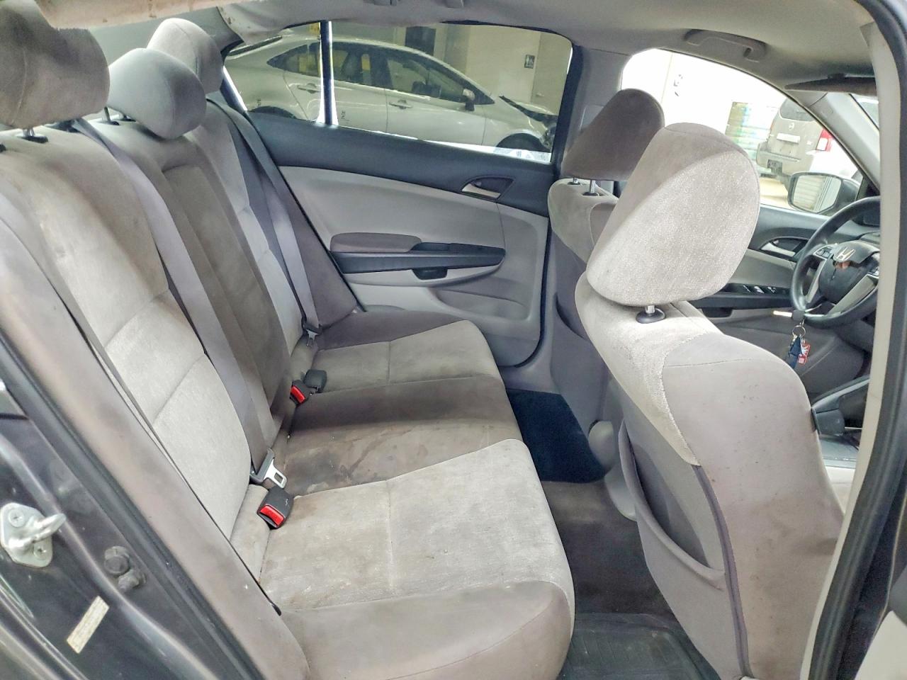 2010 HONDA ACCORD LX photo 19