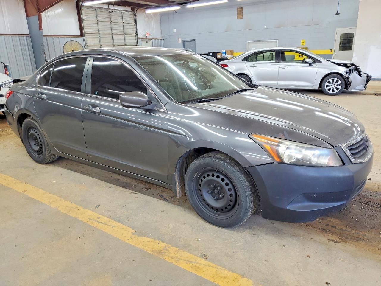 2010 HONDA ACCORD LX photo 7