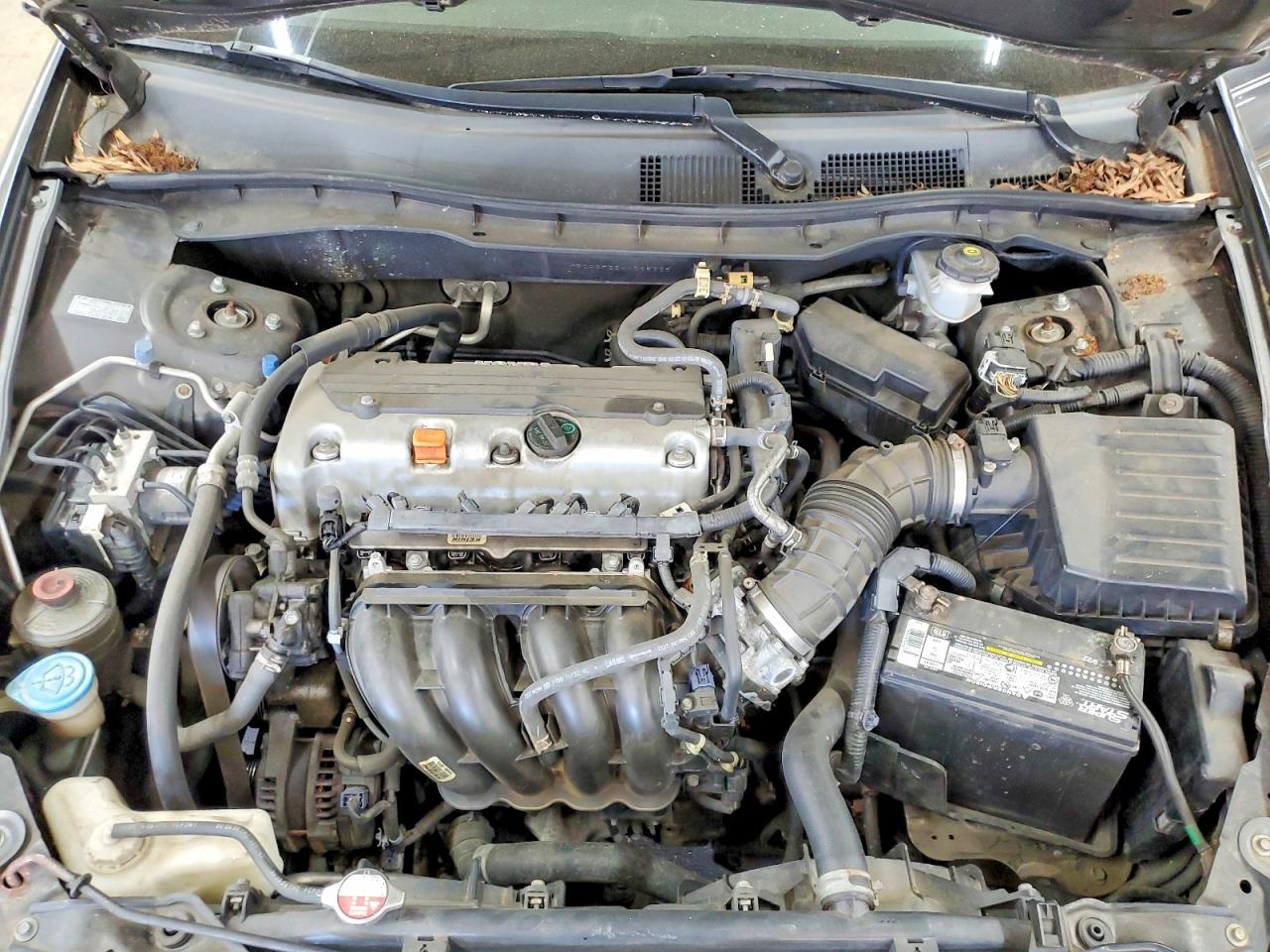 2010 HONDA ACCORD LX photo 21