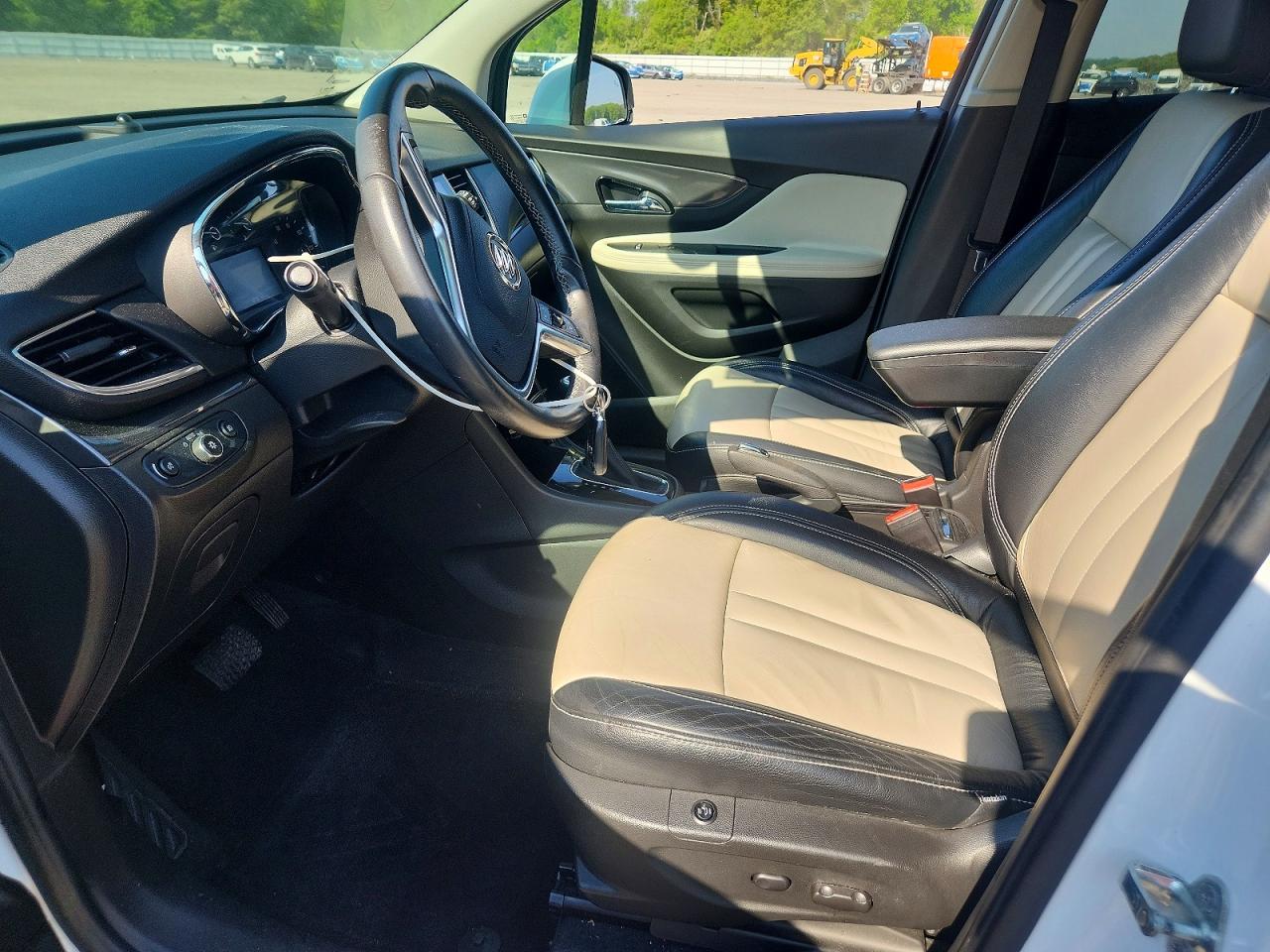 2017 BUICK ENCORE PREFERRED II photo 7