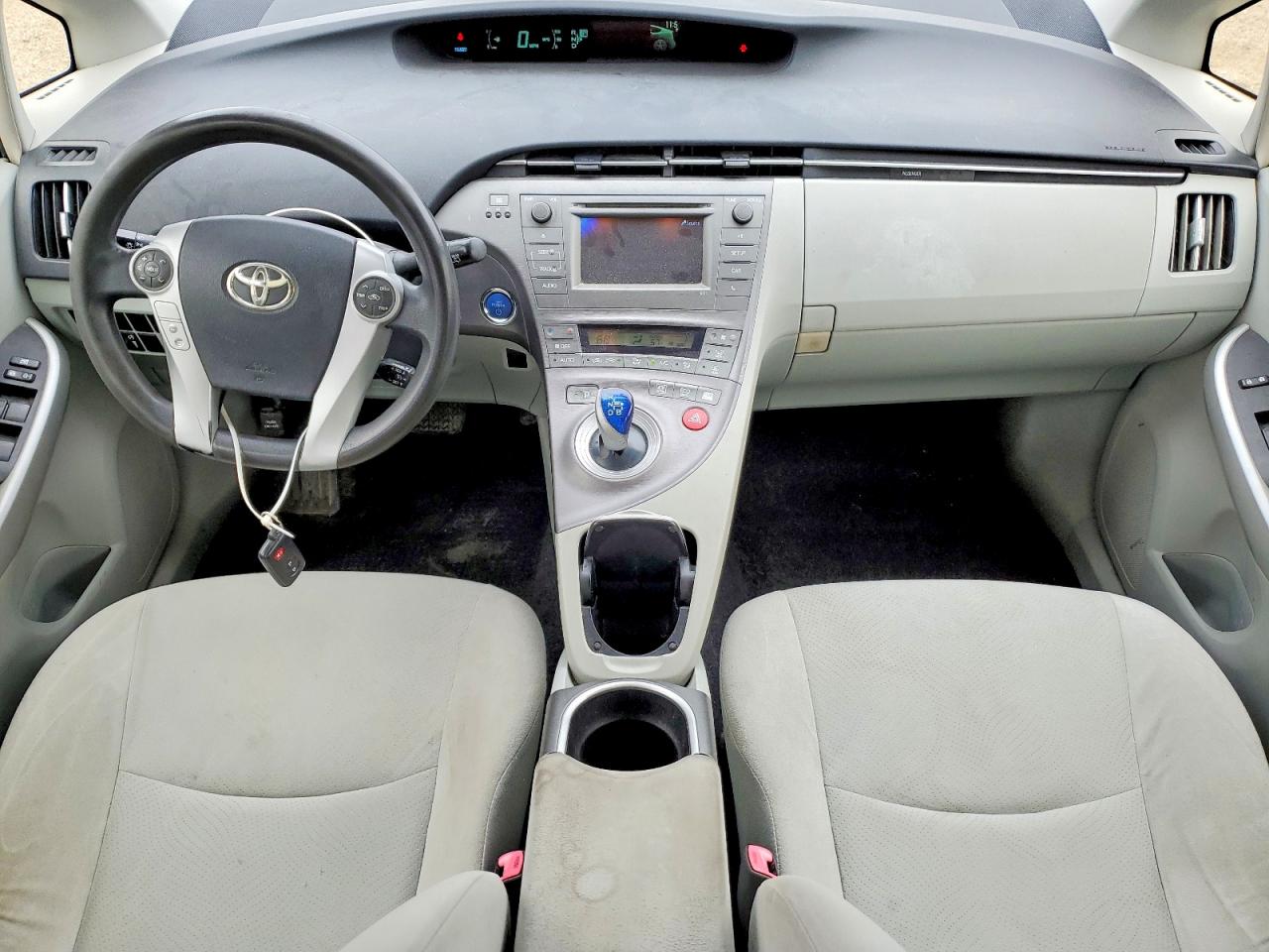 2012 TOYOTA PRIUS TWO photo 15
